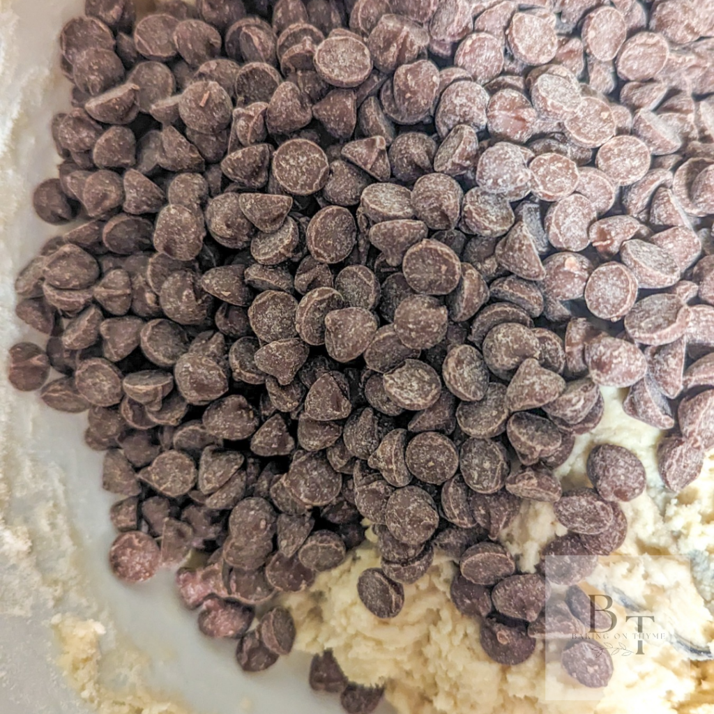 chocolate chip cookies