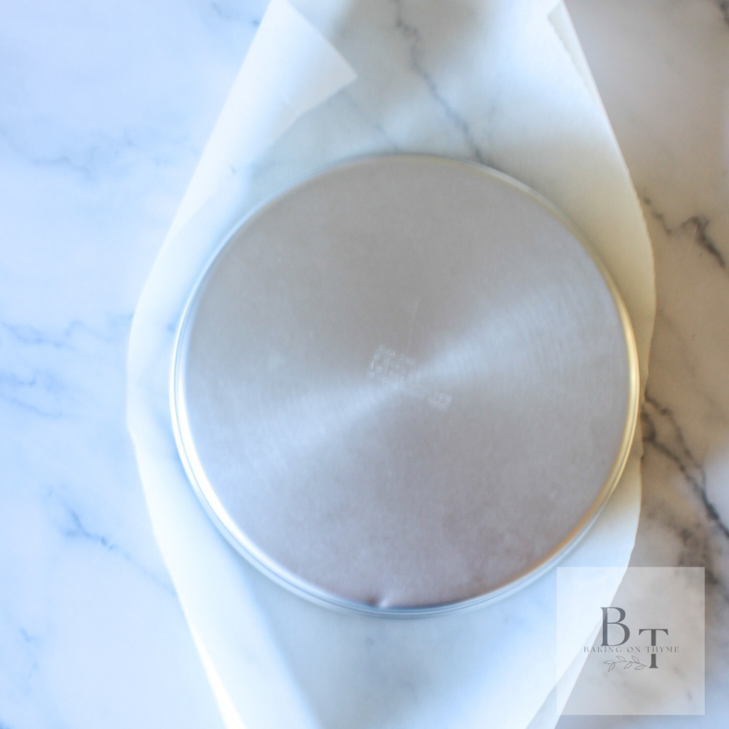 How To Cut Parchment Paper For Round Cakes