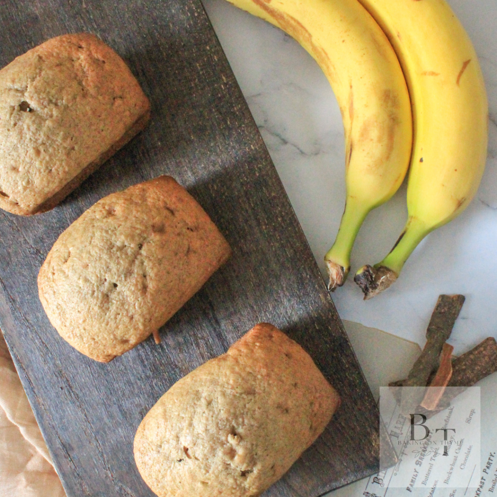 mini banana bread with banana and cinnamon